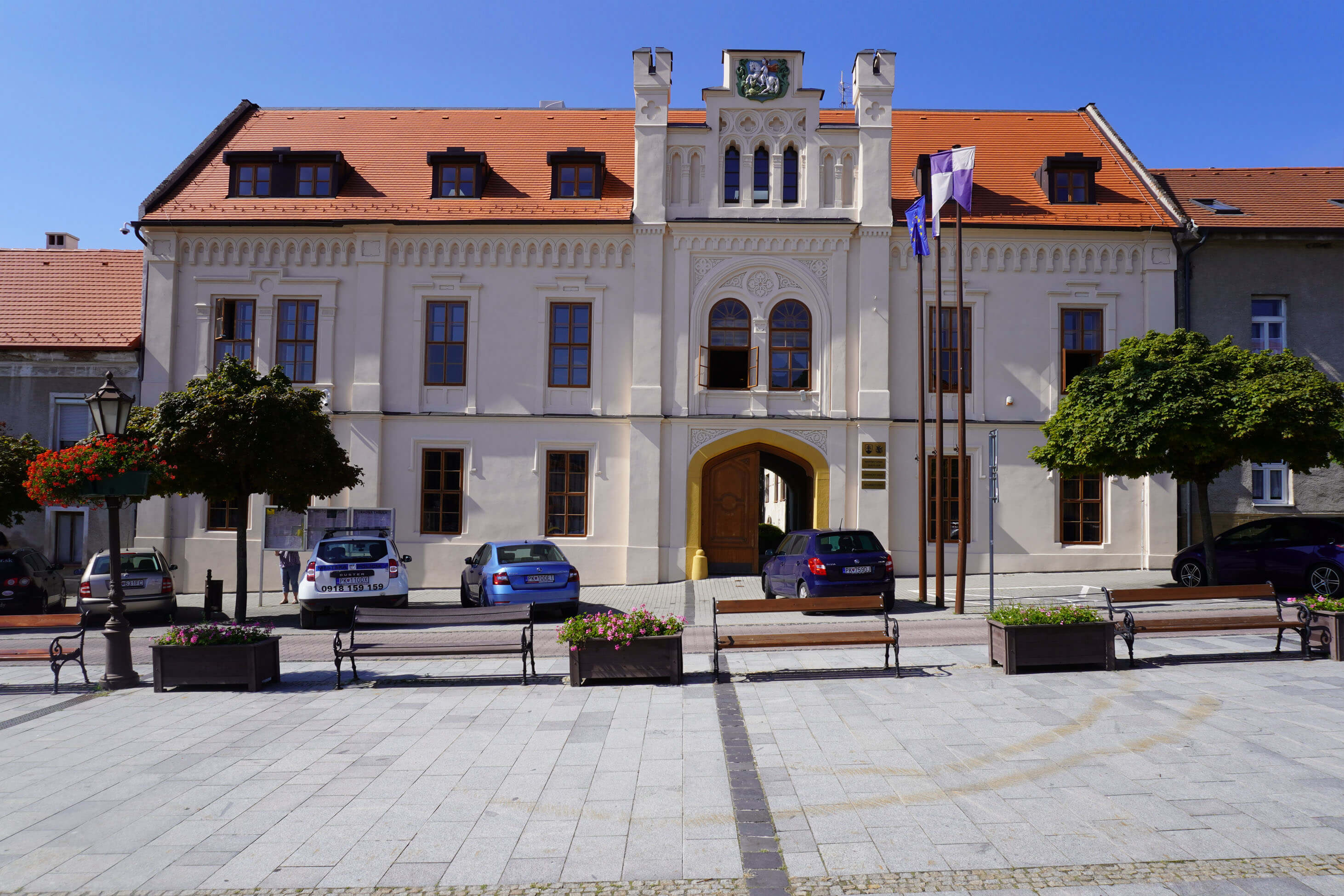 Reconstruction of the town hall facade